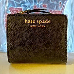 Kate Spade Small Zip Bi-fold Wallet